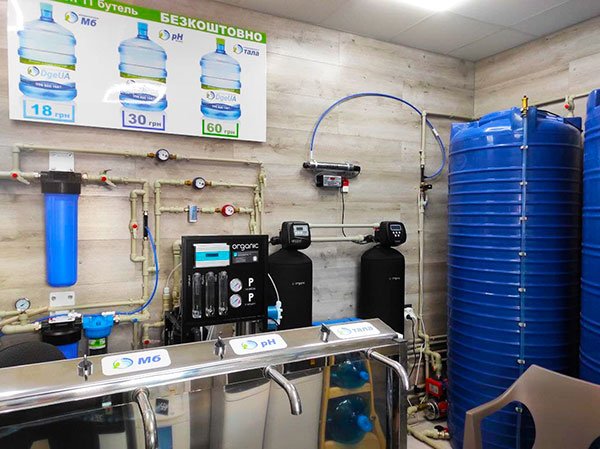 Питна вода DgeUA